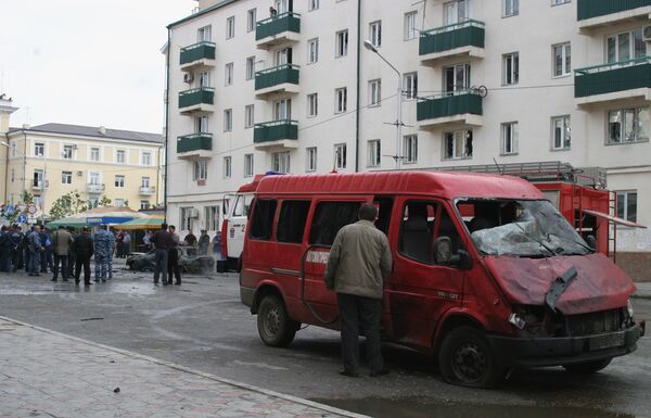 Взрыв в центре Грозного Взрыв в центре Грозного