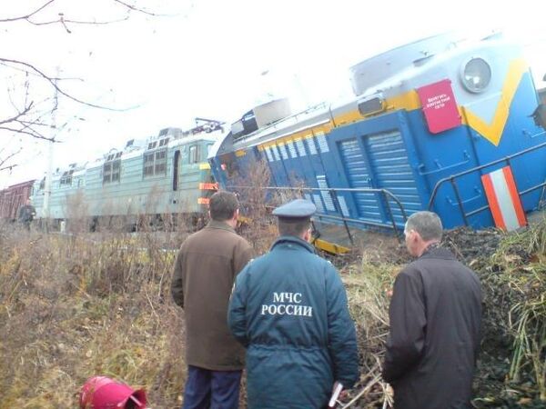 Столкновение маневрового тепловоза и товарного состава на транссибе Столкновение маневрового тепловоза и товарного состава на транссибе