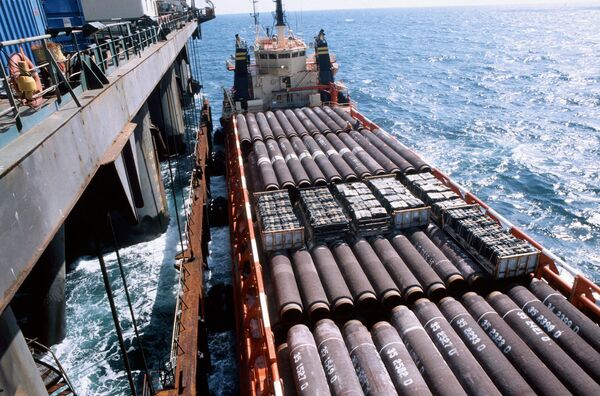 Прокладка газопровода Северный поток в водах Балтийского моря Прокладка газопровода Северный поток в водах Балтийского моря
