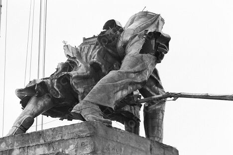 Памятник Рабочий и колхозница Памятник Рабочий и колхозница