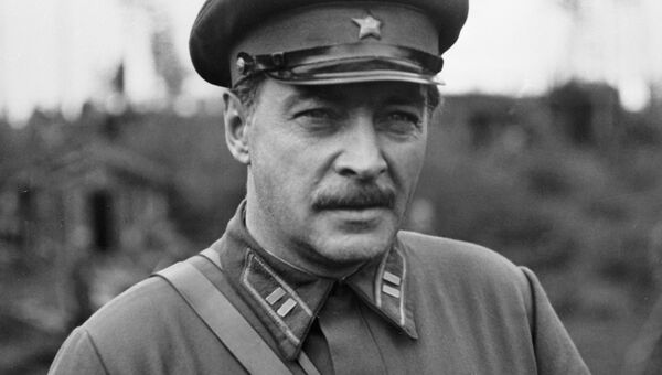 Тихонов в сцене из фильма Фронт в тылу врага Тихонов в сцене из фильма Фронт в тылу врага