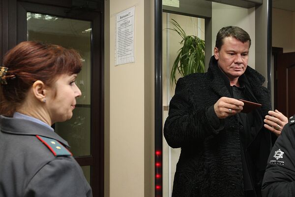 Пресненский суд рассматривает дело актера Владислава Галкина Пресненский суд рассматривает дело актера Владислава Галкина
