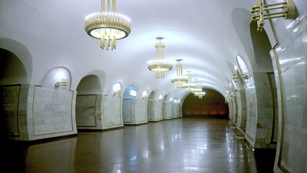 Киевский метрополитен. Архивное фото Киевский метрополитен. Архивное фото