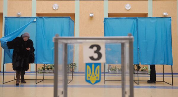Голосование жителей Киева в день второго тура выборов президента Украины Голосование жителей Киева в день второго тура выборов президента Украины