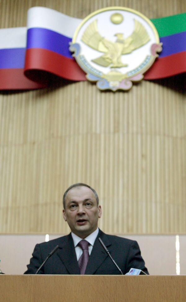 Дагестанский парламент утвердил Магомедсалама Магомедова на пост президента республики Дагестанский парламент утвердил Магомедсалама Магомедова на пост президента республики
