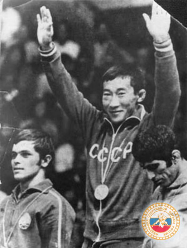 Олимпийский чемпион Роман Дмитриев Олимпийский чемпион Роман Дмитриев