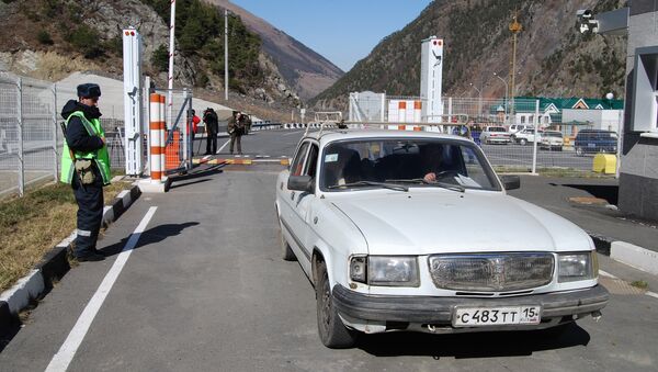 Автомобильный пункт пропуска Верхний Ларс , Архивное фото Автомобильный пункт пропуска Верхний Ларс , Архивное фото