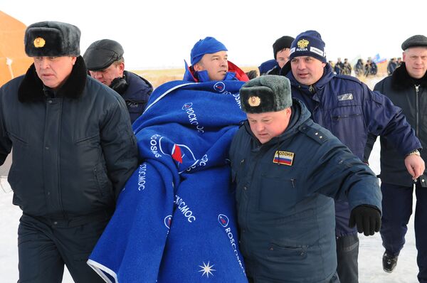 Встреча экипажа корабля Союз ТМА-16 Встреча экипажа корабля Союз ТМА-16