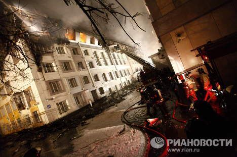 Пожар в бизнес-центре на севере Москвы Пожар в бизнес-центре на севере Москвы
