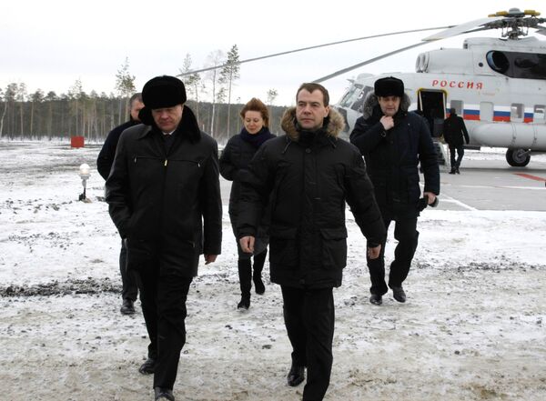 Дмитрий Медведев посетил Западно-Сахалинское нефтяное месторождение Дмитрий Медведев посетил Западно-Сахалинское нефтяное месторождение