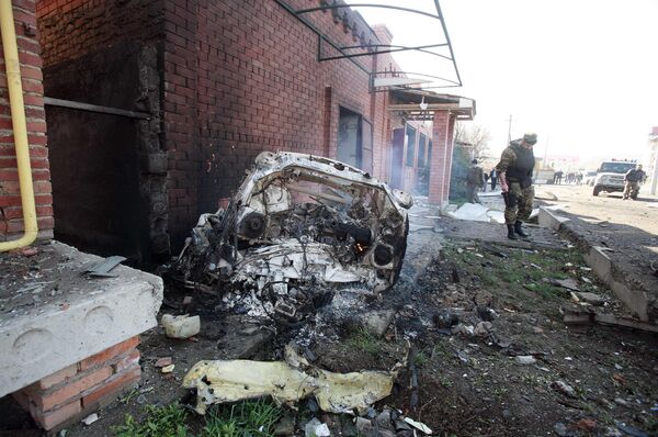 Взрывы возле здания ОВД в Карабулаке Взрывы возле здания ОВД в Карабулаке