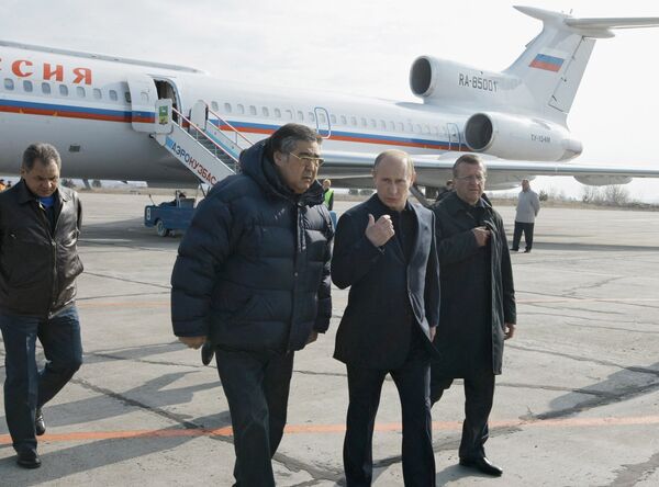 Премьер-министр РФ Владимир Путин прибыл в аэропорт Новокузнецка Премьер-министр РФ Владимир Путин прибыл в аэропорт Новокузнецка