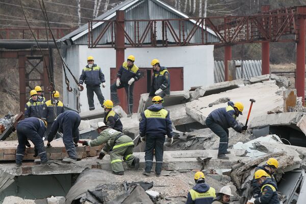 Последствия взрывов на шахте Распадская в Кемеровской области Последствия взрывов на шахте Распадская в Кемеровской области