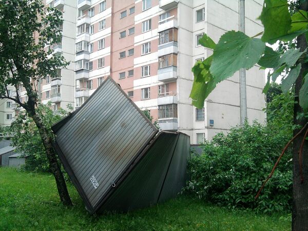 Последствия сильной грозы в Москве Последствия сильной грозы в Москве