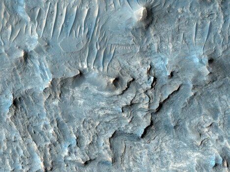 Снимок поверхности Марса, полученный камерой HiRISE Снимок поверхности Марса, полученный камерой HiRISE