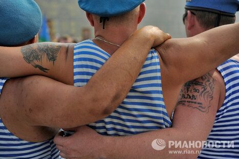 Празднование Дня Воздушно-десантных войск в Москве Празднование Дня Воздушно-десантных войск в Москве