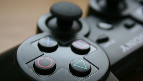 Джойстик для Sony PlayStation. Архивное фото Джойстик для Sony PlayStation. Архивное фото