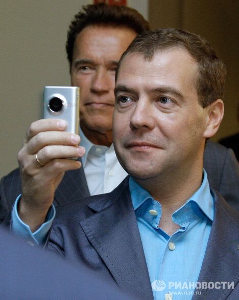 Президент РФ Дмитрий Медведев посетил офис компании CISCO Президент РФ Дмитрий Медведев посетил офис компании CISCO