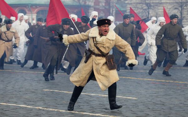 Марш в честь 69-й годовщины парада 7 ноября 1941 года Марш в честь 69-й годовщины парада 7 ноября 1941 года