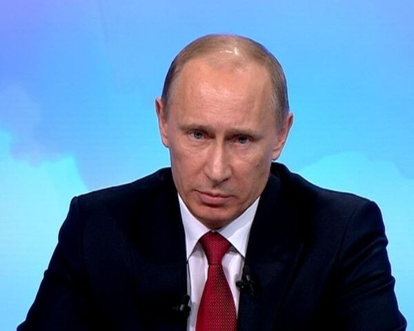 Путин считает, что неравенство на дорогах нужно искоренить Путин считает, что неравенство на дорогах нужно искоренить