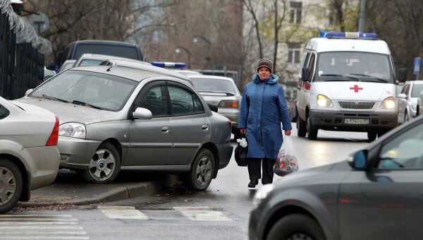 Незаконно припаркованные машины на улицах столицы. Архив Незаконно припаркованные машины на улицах столицы. Архив