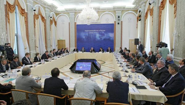 Рабочая поездка премьер-министра РФ В.Путина в Северо-Западный федеральный округ Рабочая поездка премьер-министра РФ В.Путина в Северо-Западный федеральный округ
