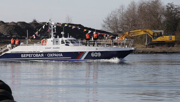 Пограничные сторожевые катера в порту Очамчира (Абхазия). Архивное фото Пограничные сторожевые катера в порту Очамчира (Абхазия). Архивное фото