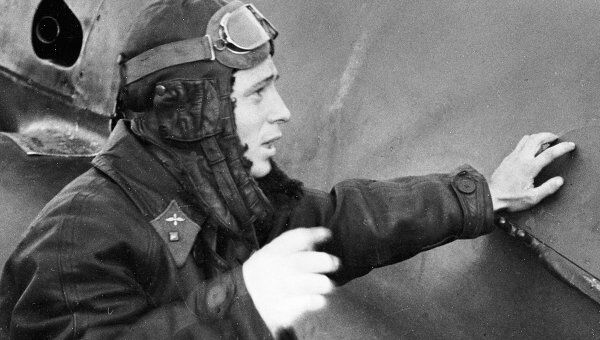 Летчик Виктор Васильевич Талалихин Летчик Виктор Васильевич Талалихин