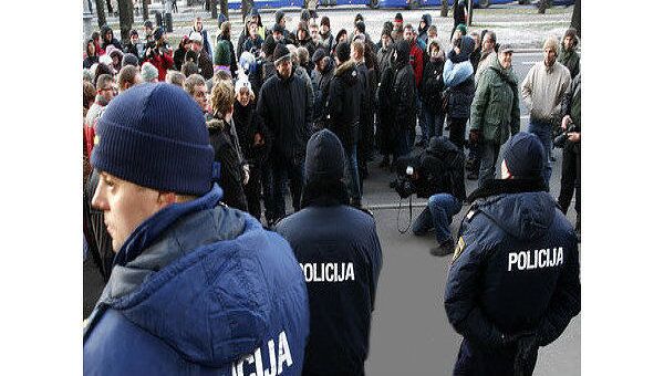 Полиция Латвии не исключает повторения массовых беспорядков в Риге Полиция Латвии не исключает повторения массовых беспорядков в Риге