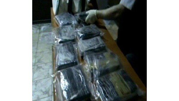 Изъятие особо крупной партии кокаина. Архив Изъятие особо крупной партии кокаина. Архив