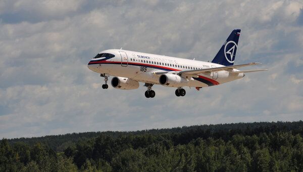 Тренировочные полеты Sukhoi SuperJet в Жуковском. Архив Тренировочные полеты Sukhoi SuperJet в Жуковском. Архив