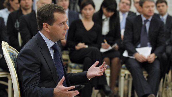 Президент РФ Дмитрий Медведев встретился с представителями Общественного комитета Президент РФ Дмитрий Медведев встретился с представителями Общественного комитета