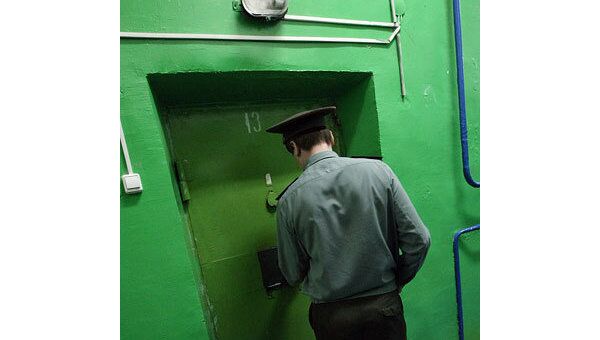 Задержан отец читинской девочки-маугли Задержан отец читинской девочки-маугли