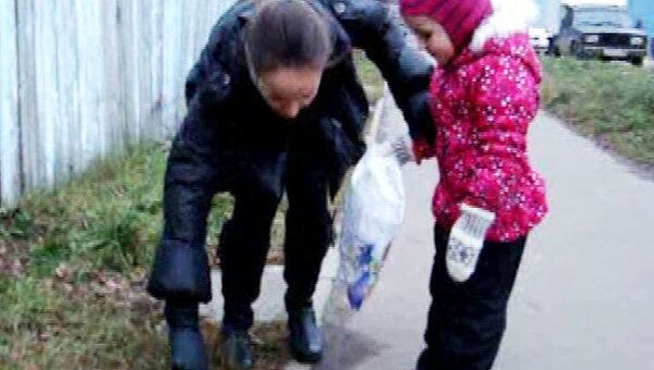 Детям - конфеты, бездомным собакам - мясо: День доброты в Королеве Детям - конфеты, бездомным собакам - мясо: День доброты в Королеве