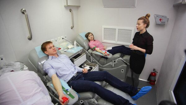 День донорского совершеннолетия День донорского совершеннолетия
