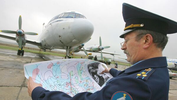 Подготовка к разгону облаков над Москвой. Архивное фото Подготовка к разгону облаков над Москвой. Архивное фото