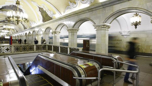 Станция Кольцевой линии Московского метрополитена Комсомольская Станция Кольцевой линии Московского метрополитена Комсомольская