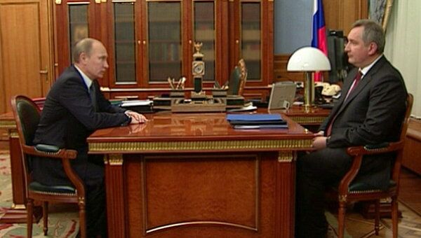 Путин поручил Рогозину разобраться с проблемами космической отрасли Путин поручил Рогозину разобраться с проблемами космической отрасли