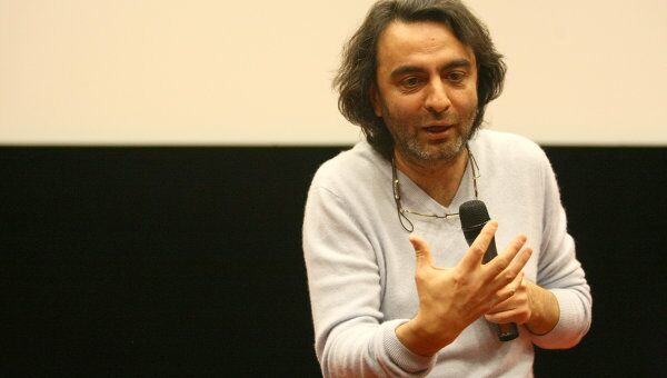 Режиссер Джаник Файзиев Режиссер Джаник Файзиев