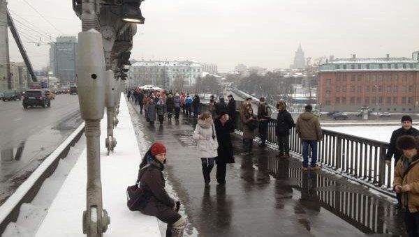 Акция Живая цепь на Садовом кольце в Москве Акция Живая цепь на Садовом кольце в Москве