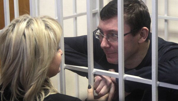 Бывший министр внутренних дел Украины Юрий Луценко с супругой. Архив Бывший министр внутренних дел Украины Юрий Луценко с супругой. Архив