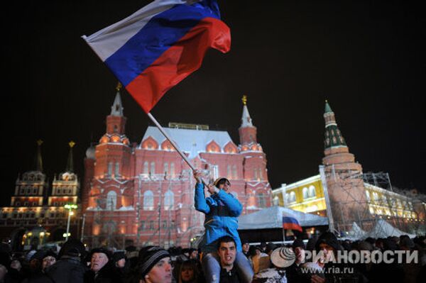 Митинг в поддержку В.Путина на Манежной площади Митинг в поддержку В.Путина на Манежной площади