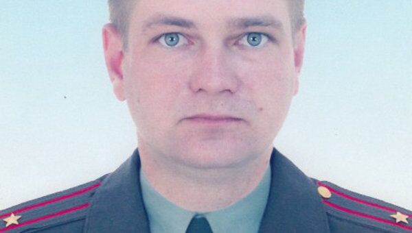 Командир батальона связи майор Сергей Солнечников Командир батальона связи майор Сергей Солнечников