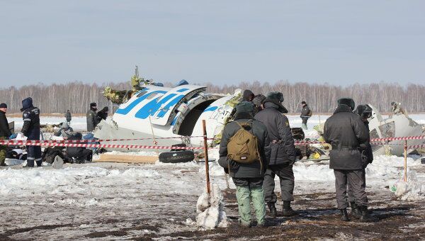 Крушение самолета ATR-72 под Тюменью Крушение самолета ATR-72 под Тюменью