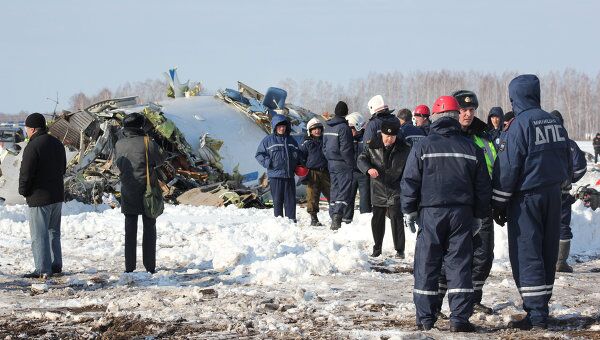 Крушение самолета ATR-72 под Тюменью Крушение самолета ATR-72 под Тюменью