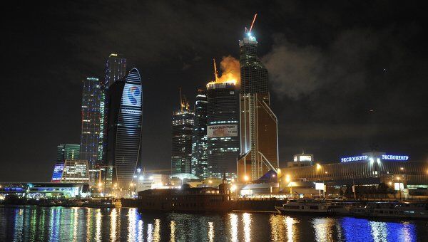Пожар в строящейся башне центра Москва-Сити Пожар в строящейся башне центра Москва-Сити