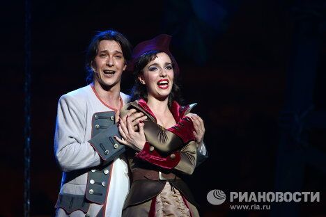 Премьера спектакля Фанфан Тюльпан Премьера спектакля Фанфан Тюльпан