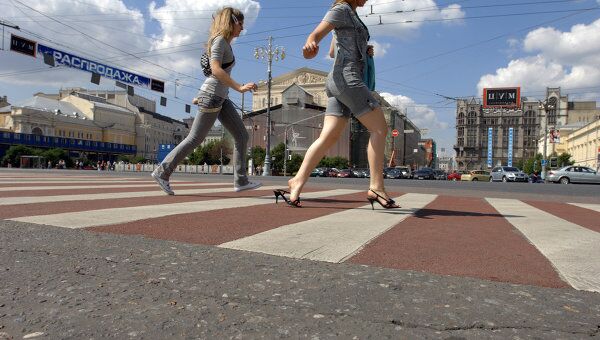 Красно-белые пешеходные переходы. Архив Красно-белые пешеходные переходы. Архив