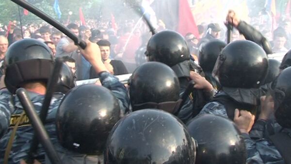 Акция оппозиции 6 мая в Москве: от шествия до задержаний Акция оппозиции 6 мая в Москве: от шествия до задержаний