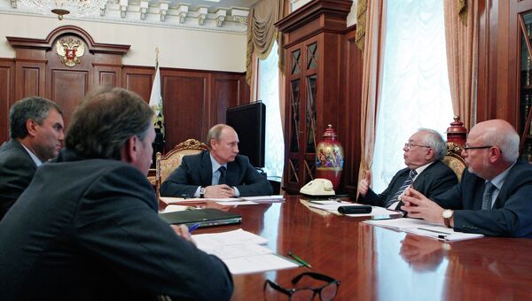 Встреча В.Путина с М.Федотовым, В.Лукиным и Б.Титовым Встреча В.Путина с М.Федотовым, В.Лукиным и Б.Титовым